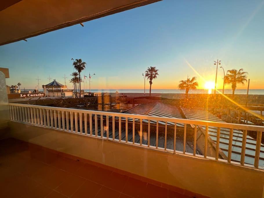 Le Carrousel - Apt Vue Mer - Plage A 10 M - Clim - Wifi Canet-en-Roussillon Buitenkant foto