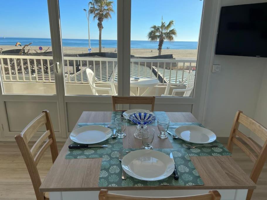 Le Carrousel - Apt Vue Mer - Plage A 10 M - Clim - Wifi Canet-en-Roussillon Buitenkant foto